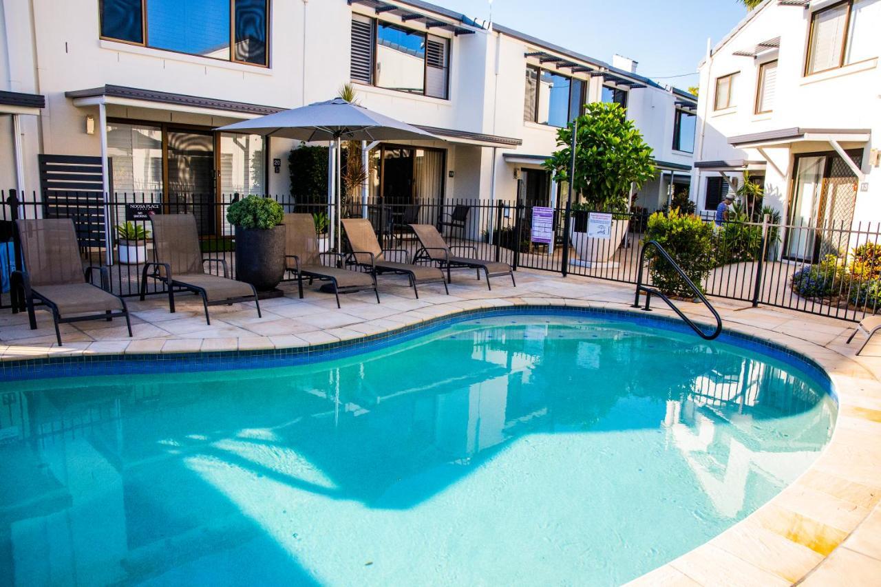 2 Bedroom Renovated Townhouse, Walk To Noosa River Noosaville Εξωτερικό φωτογραφία