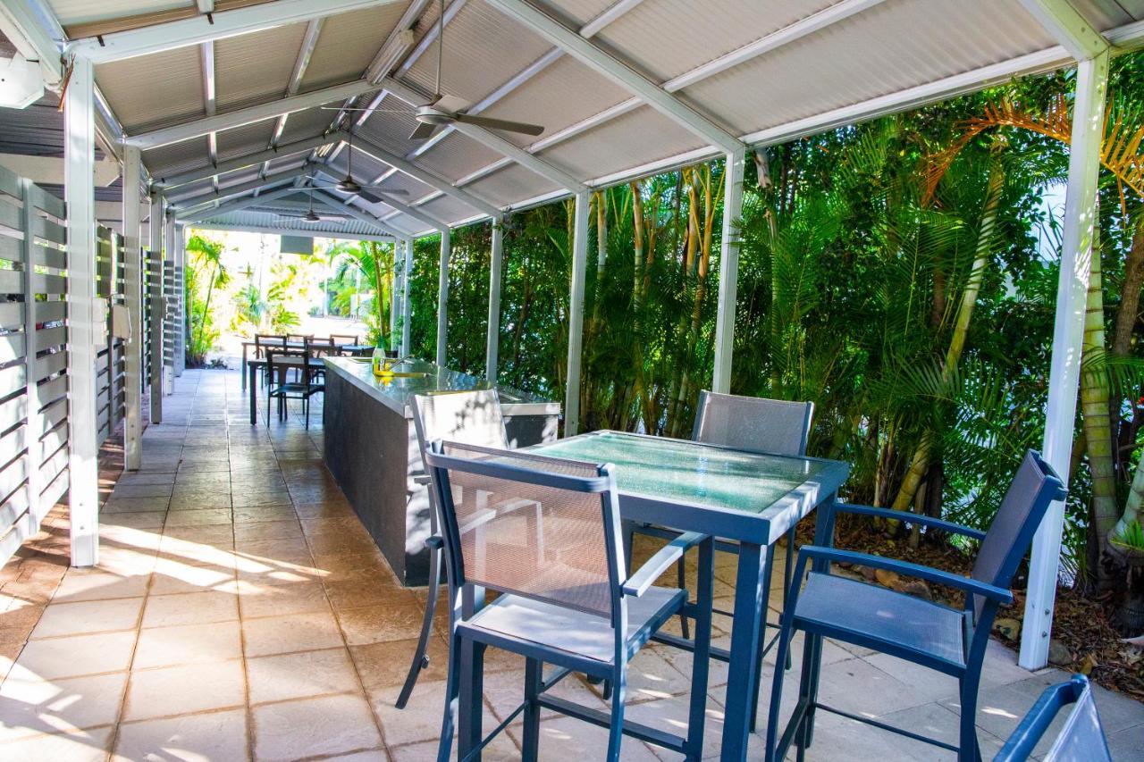 2 Bedroom Renovated Townhouse, Walk To Noosa River Noosaville Εξωτερικό φωτογραφία
