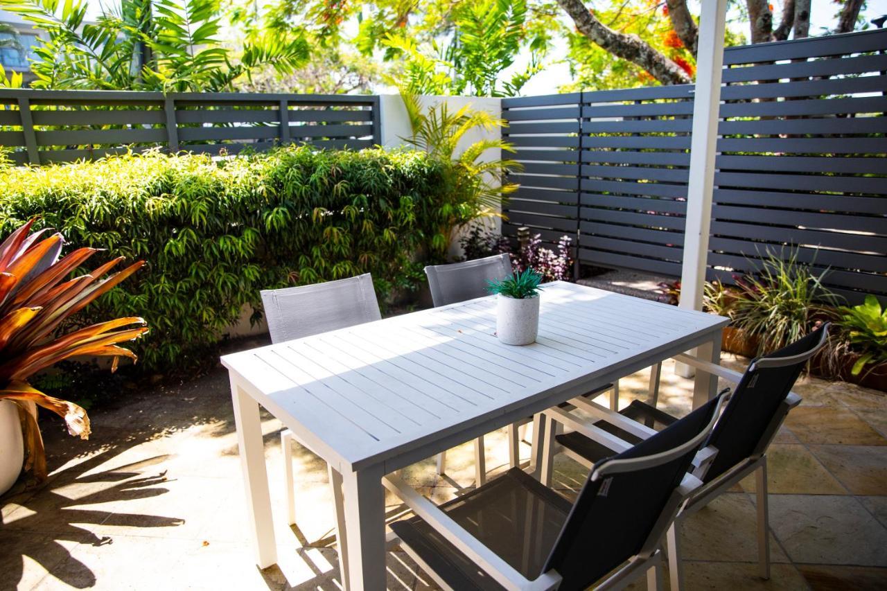 2 Bedroom Renovated Townhouse, Walk To Noosa River Noosaville Εξωτερικό φωτογραφία